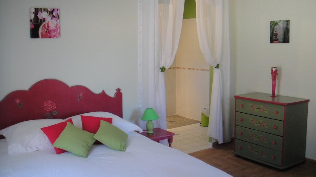 Domaine De Flo Adult A Partir De 16 Ans Bed & Breakfast Saint-Jean-de-la-Blaquiere Oda fotoğraf